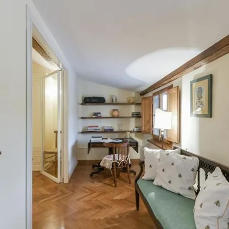 Palazzo Delle Croci Apartment