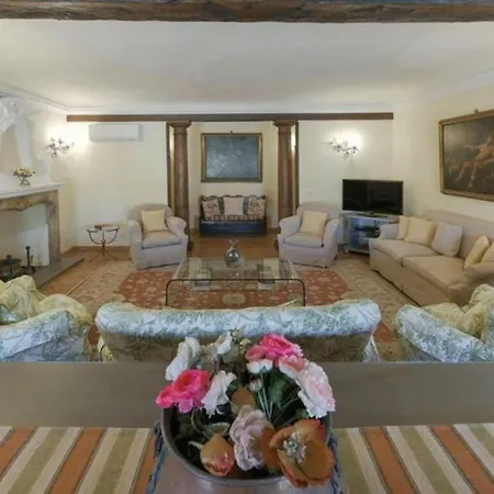 Palazzo Delle Croci Apartment