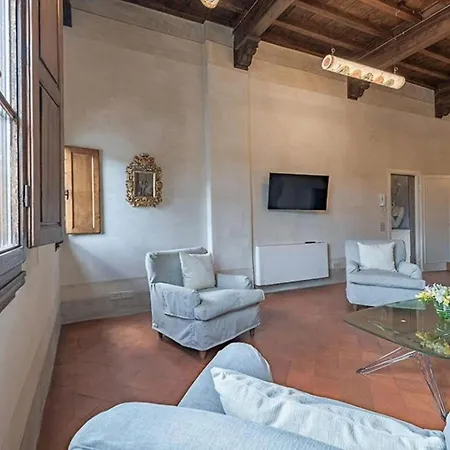 Palazzo Delle Croci