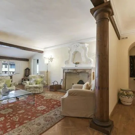 Palazzo Delle Croci Apartment